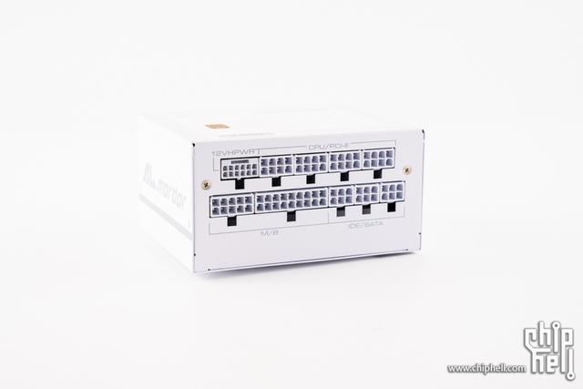 赛博鱼缸，技嘉 冰雕 B850M + 影驰 5080 金属大师 + COOJ Z18 装机