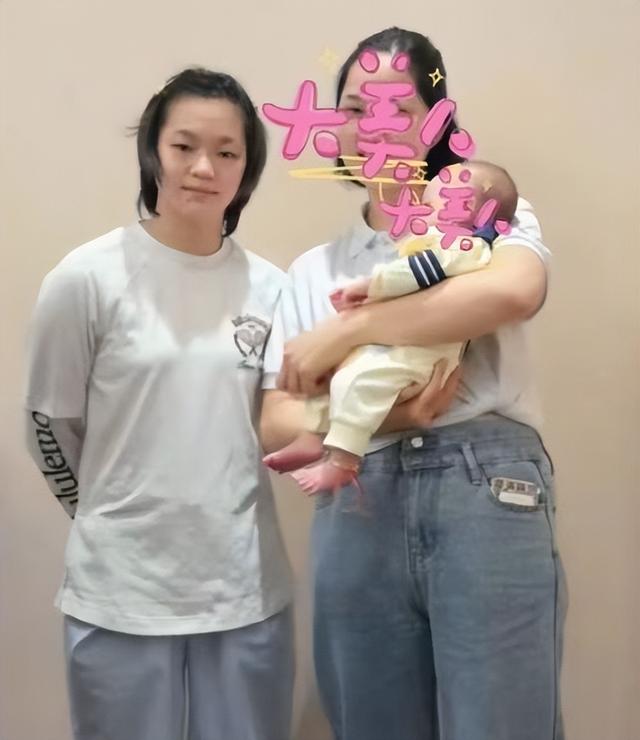 陈芋汐世锦赛四连冠，曾谈发育期面临的困境，对应了全红婵现状