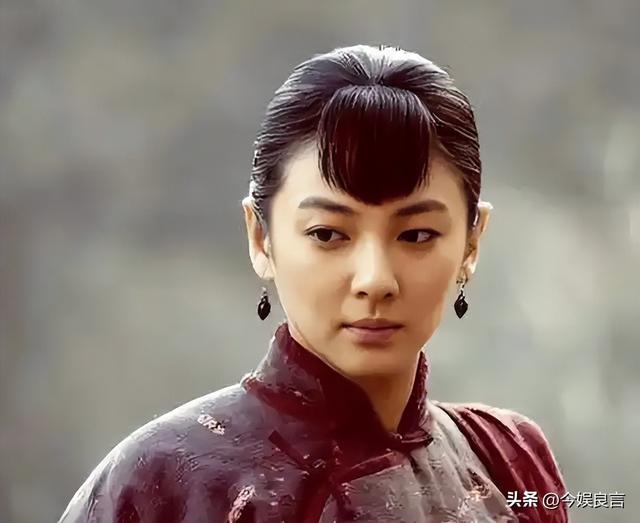 张雨绮越扒越有！代孕只是冰山一角	，38岁的她终为“荒唐”买了单