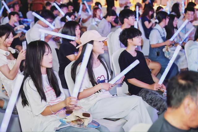 “龙虎天下绝·鹰潭逍遥游”文旅推介活动上饶站圆满收官——赣鄱携手奏响区域文旅乐章