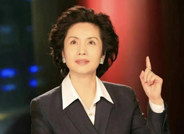 64岁徐俐晒北京小院，和二婚丈夫住农村平房	，院子大得能跑步