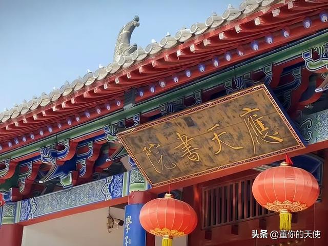 人潮拥挤！夜游一次商丘古城之后，真的想说，这是要火啊！