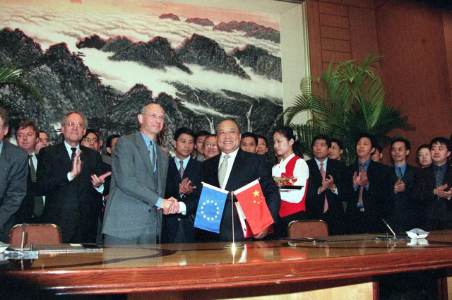 哈佛教授：人类历史上没有过！竟没想到中国会发展这么快