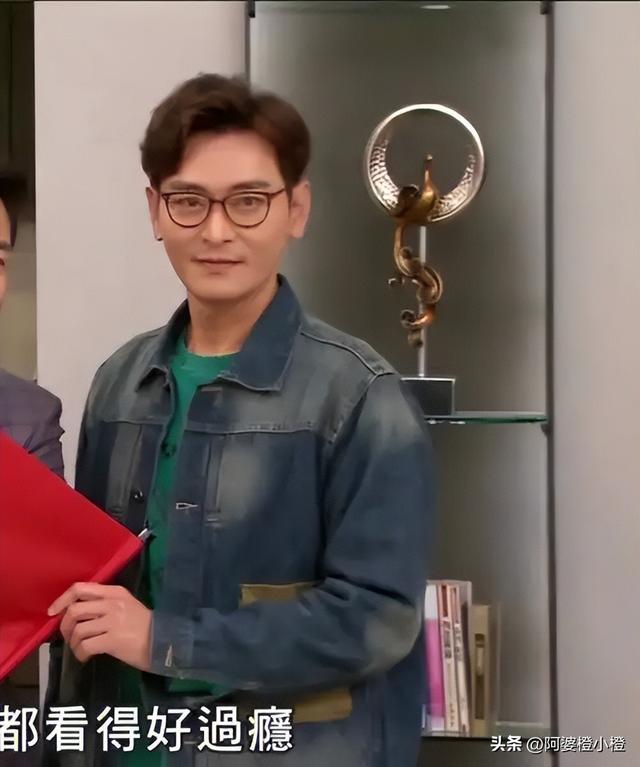 一路走好！继朱媛媛后又送走一资深演员，在家猝逝多天忠犬陪伴