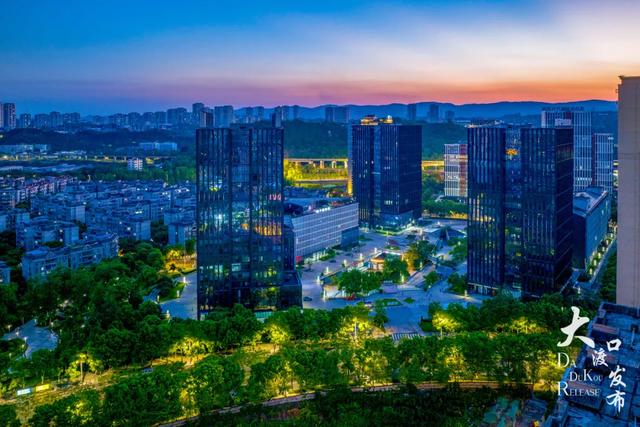 我想大渡口的夜景了