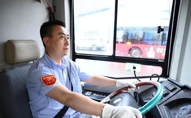 一年亏损四千万，全国陷“关停潮”，曾经的金饭碗如今正惨遭抛弃