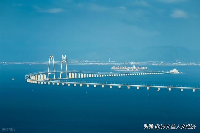 广西传奇：从花山岩画到向海经济，山水间藏着中国多元密码