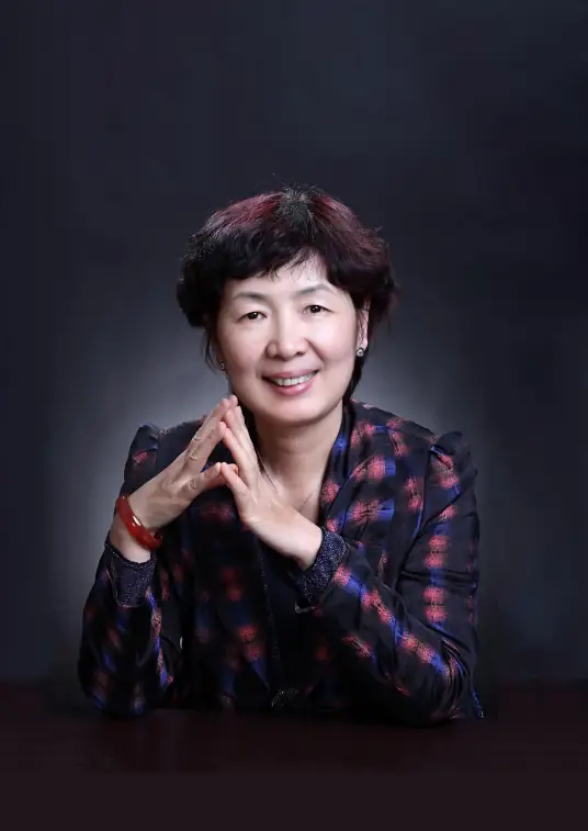显后村：一个作家的采访掠影