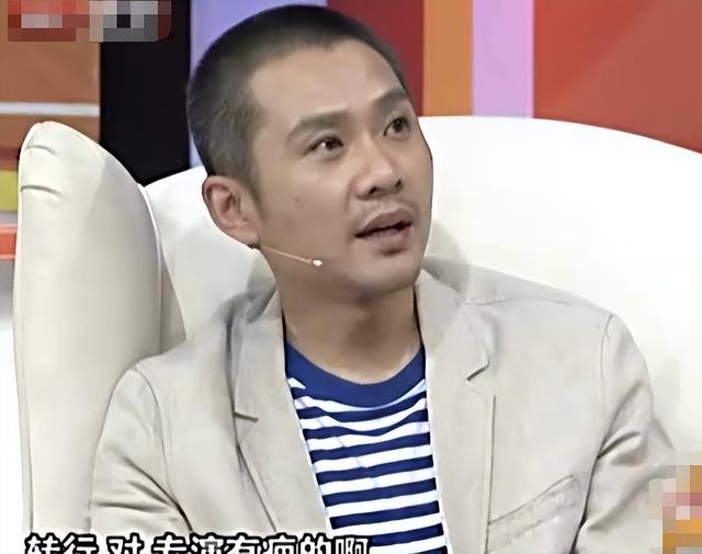 23年前他发誓成名也不抛弃丑妻，如今兑现承诺，活成爱情教科书
