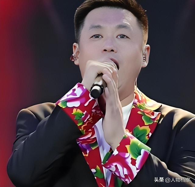 赵本山也想不到，一向老实本分的宋晓峰	，会在过年前，栽个大跟头