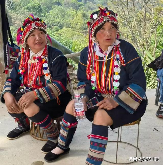 “坐着轮椅看世界”系列之:探访哈尼族山寨 ▏作者史济荣