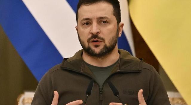 翻脸如翻书般迅速！泽连斯基突告知中国，准备应对乌克兰最新制裁