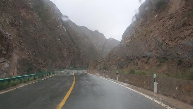 车在路上行，人在景中走——自驾祁连山9号公路 第二站：肃南段