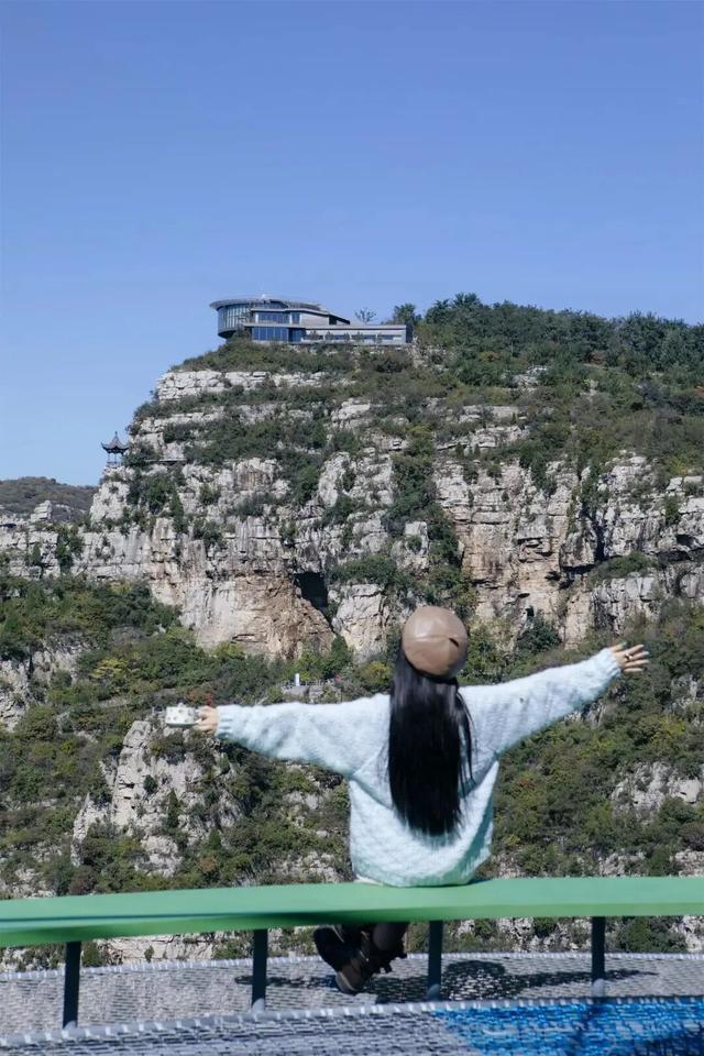 淄博金秋打卡攻略！红叶进入高饱和模式，教你拍出手机氛围感大片！