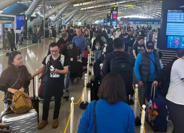 不听劝去日本的游客懵了！滞留机场饭都快吃不起，当初为啥要去？