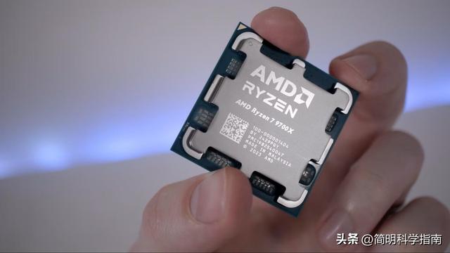 2025年CPU终极指南：AMD vs 英特尔，从入门到旗舰该选谁？