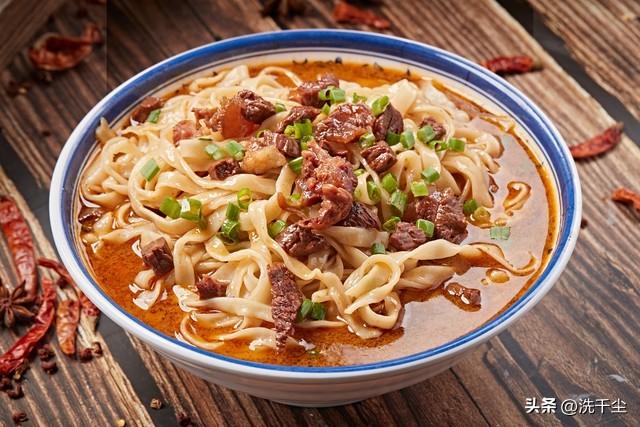 老婆生孩子半年后，我想逃离小家庭，突然明白为何很多人不婚不育