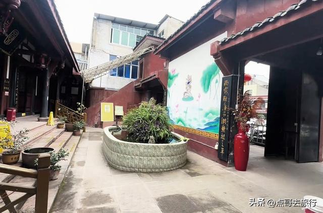 成都北门外超级精巧的古寺，越来越多的人前往，地铁直达!