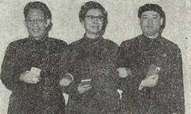 他是原上海市委书记，1975年揭发小平同志，1978年被开除党籍