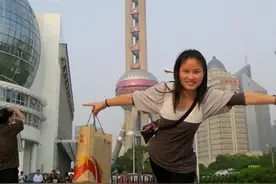 湖南美女嫁日本二婚男，被要求不能有体毛、随意放屁，如今后悔吗图片