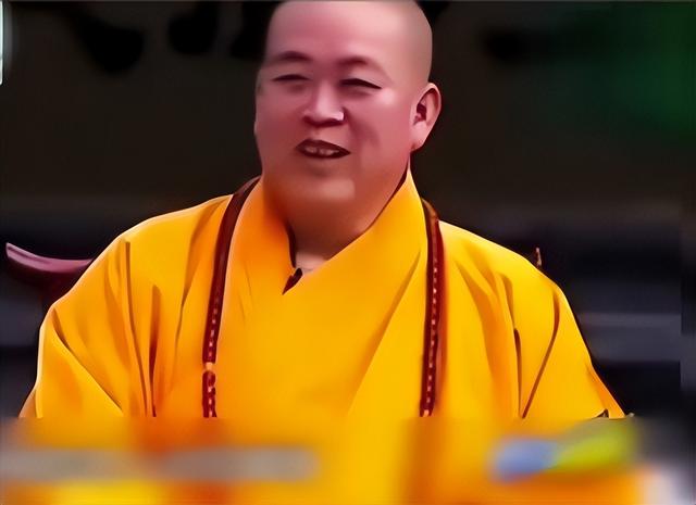 释永信在少林寺有多爽，让人根本想象不到，难怪佛协会批了又批