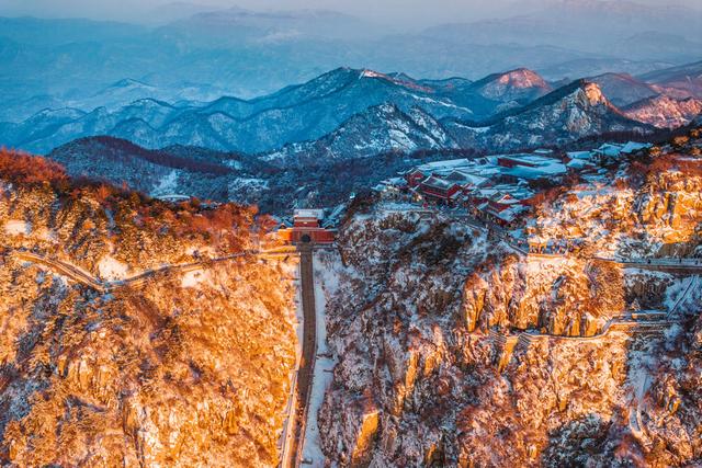 雪后泰山，仙境再现