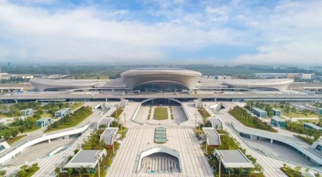 坐火车来这里享景区优惠！低至5折！