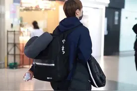王曼昱处理好家里的事务 今天回到北京图片