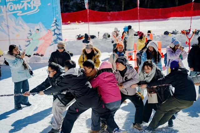 秒变冬日游乐场！燃情毕棚沟，今天“wow”不停~