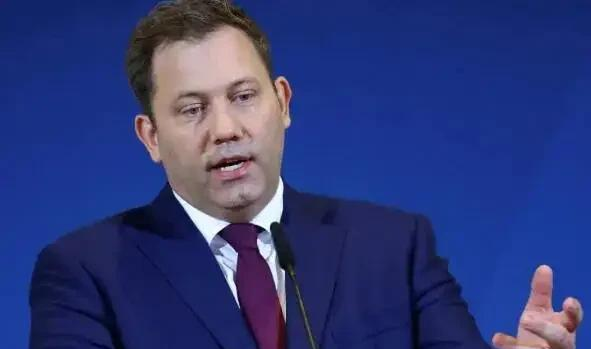 中美谈完	，特朗普高高兴兴回家，德国立马表态，荷兰悔不当初啊