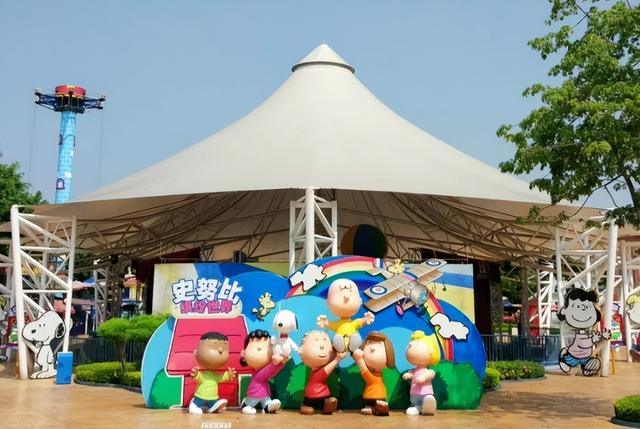 主题乐园国庆遇冷：曾排队3小时，如今门票卖不动