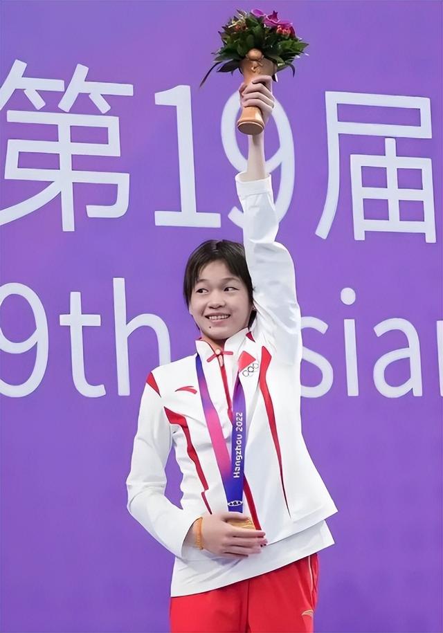 央视专访这次，陈芋汐毫不掩饰野心，一句话公开给全红婵提了个醒