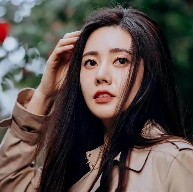 于晓光做梦没想到，韩国总统访华仅3天	，46岁秋瓷炫竟意外火出圈