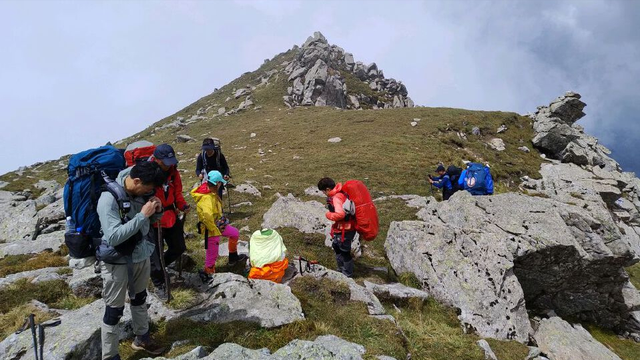 10名驴友相约徒步鳌太线，7人获救3人不幸遇难，他们经历了什么