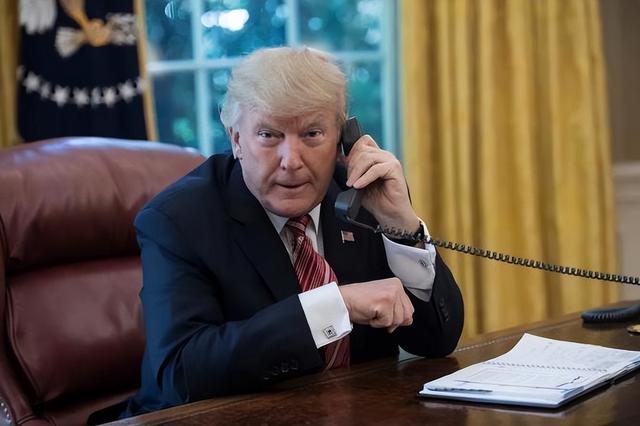 历史开了个玩笑，先倒下的不是乌克兰，而是百年中立的瑞士？