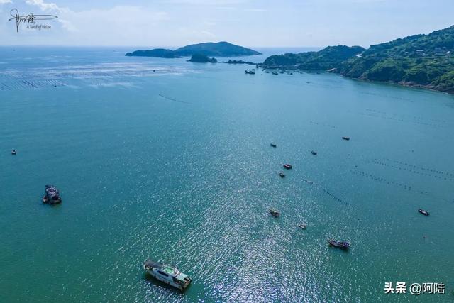 在苍南的黄金海岸线上，王孙沙滩算是个比较低调的避暑胜地