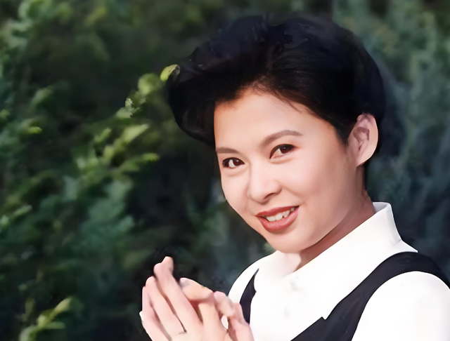董文华不再沉默，揭露了曾经被“封杀”的原因，原来我们错怪了她
