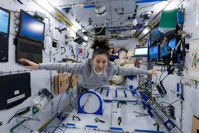 神舟二十号月底返航，神舟二十一号航天员确定，会有女指令长吗？