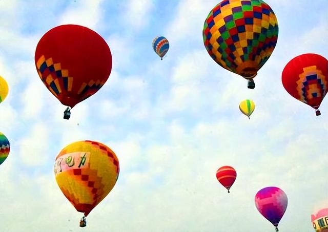 四川旅游：难忘宜宾长宁热气球赛采风行(图)