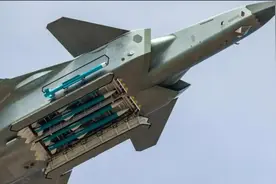 歼-20打开舱门，霹雳-15呼啸而出！一个世界难题，中方成功破解图片