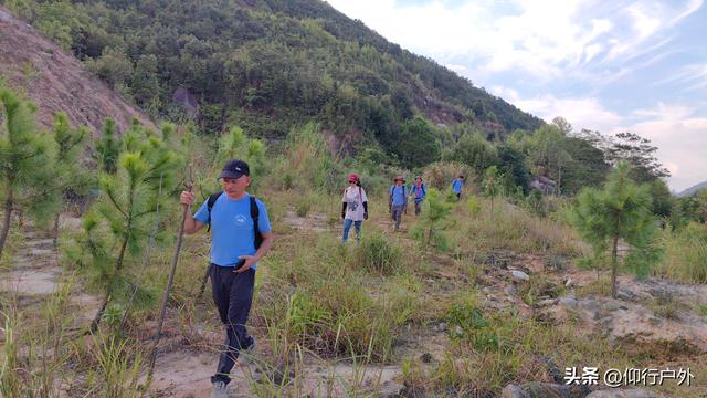 揭西猴面石徒步登山
