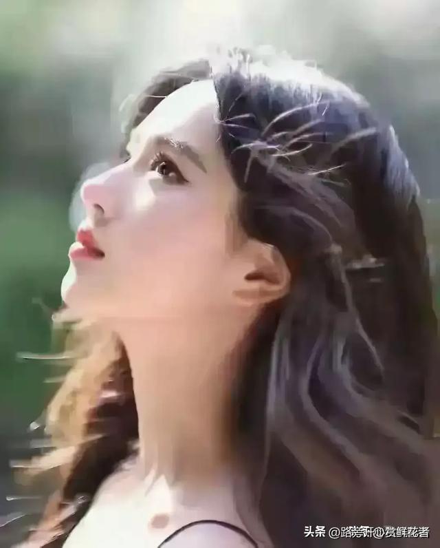 北京校花，身高167cm，体重44kg，美的如仙女下凡