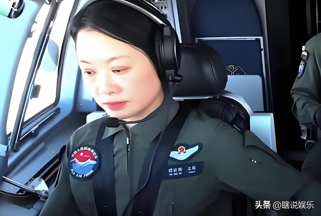 阅兵女机长身份曝光！私生活被扒牺牲太大，老公不简单，央视点名