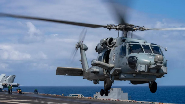 短短30分钟，美军2架舰载机接连在南海坠毁！美网友神评道出真相