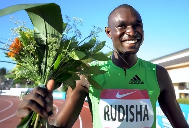 封神名场面！鲁迪沙 800 米全程狂飙领跑，拉爆所有对手，成为传奇