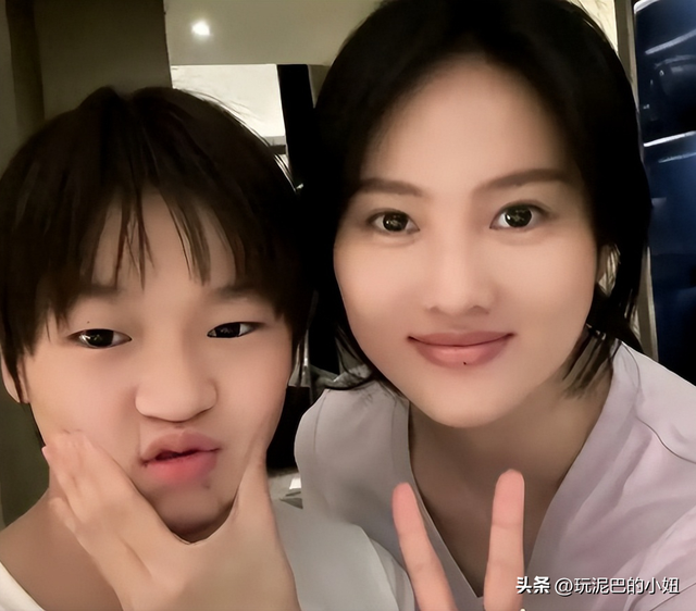 关系藏不住了！奥运冠军陈若琳放着霍启山不选 ，原来她喜欢这样的