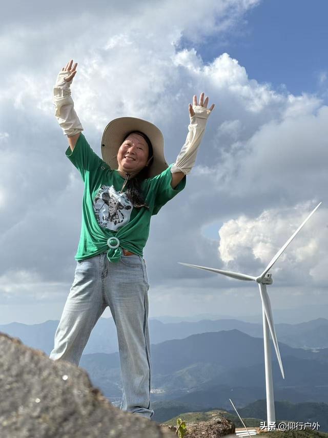 永定奥杳梯田穿越九十九岽徒步