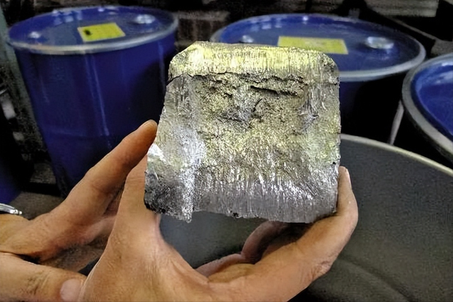 谁也救不了日本！李在明拒绝调解	，特朗普：美国已无力威胁中国