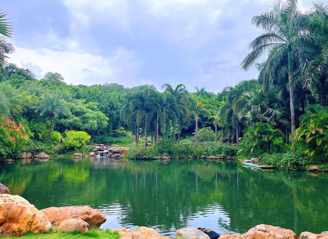 黎立义: 重游青秀山（游记）