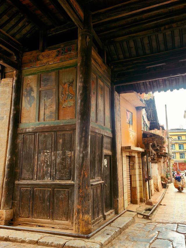 在昆明发现一个“小巍山古城”